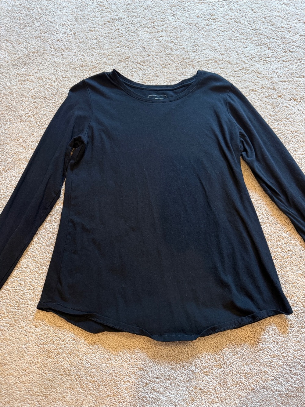 Sonoma Black Long-Sleeve Crewneck Top
